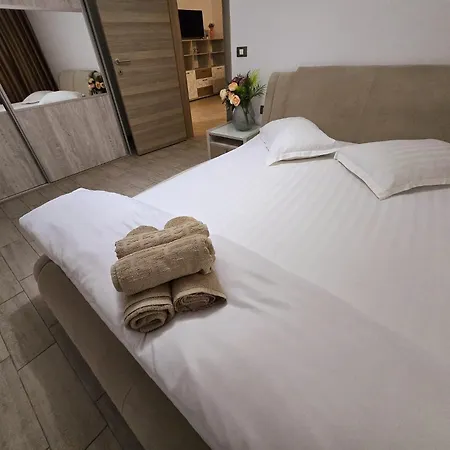 Cozy Family - Pool & Apartament *