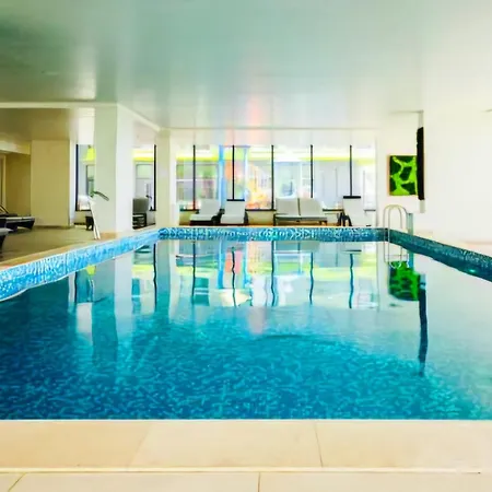 Apartament Cozy Family - Pool & Năvodari